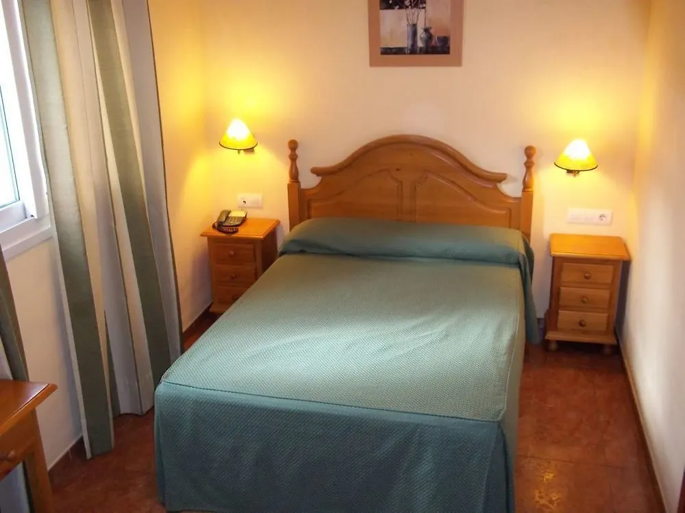 Hotel Solymar Malaga 2*,